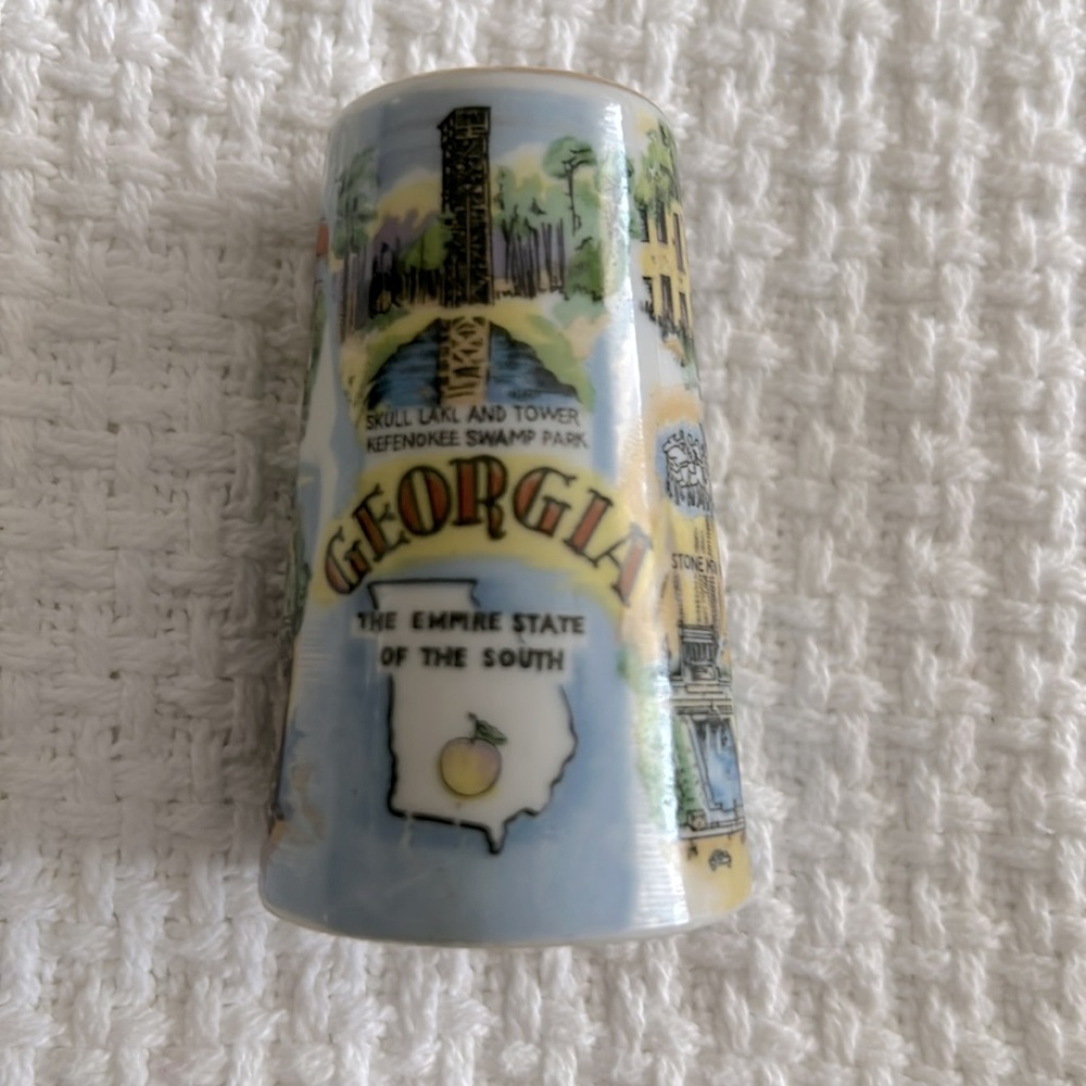 Georgia vintage salt shaker